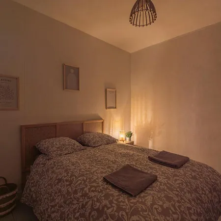 Le Patio Champenois Apartment