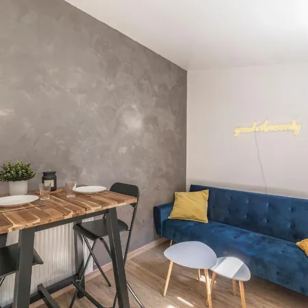 Apartment Le Patio Champenois *